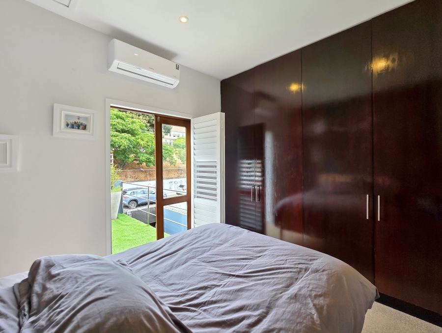 2 Bedroom Property for Sale in Three Anchor Bay Western Cape